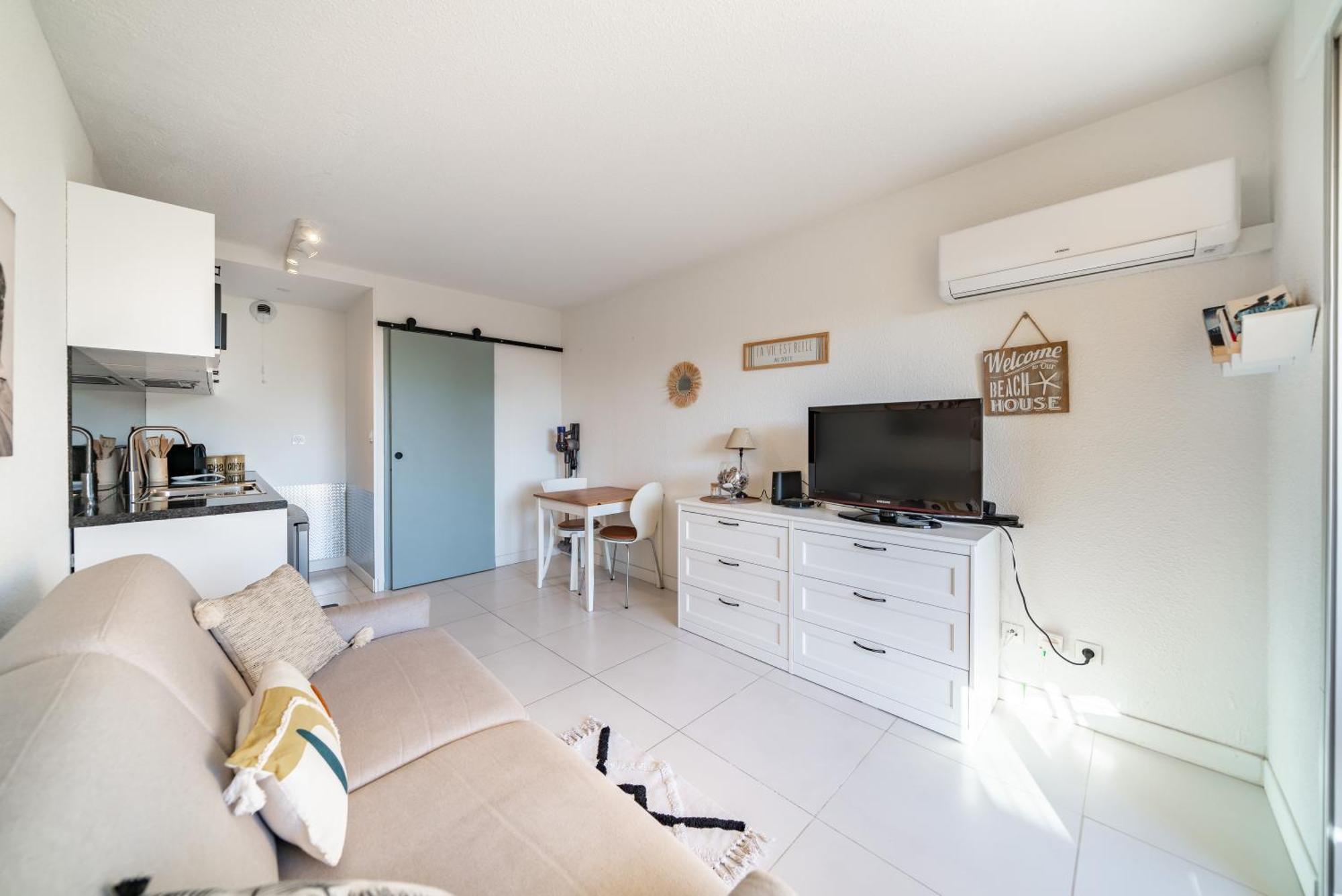 Edenesterel Saint-Raphael  Bagian luar foto